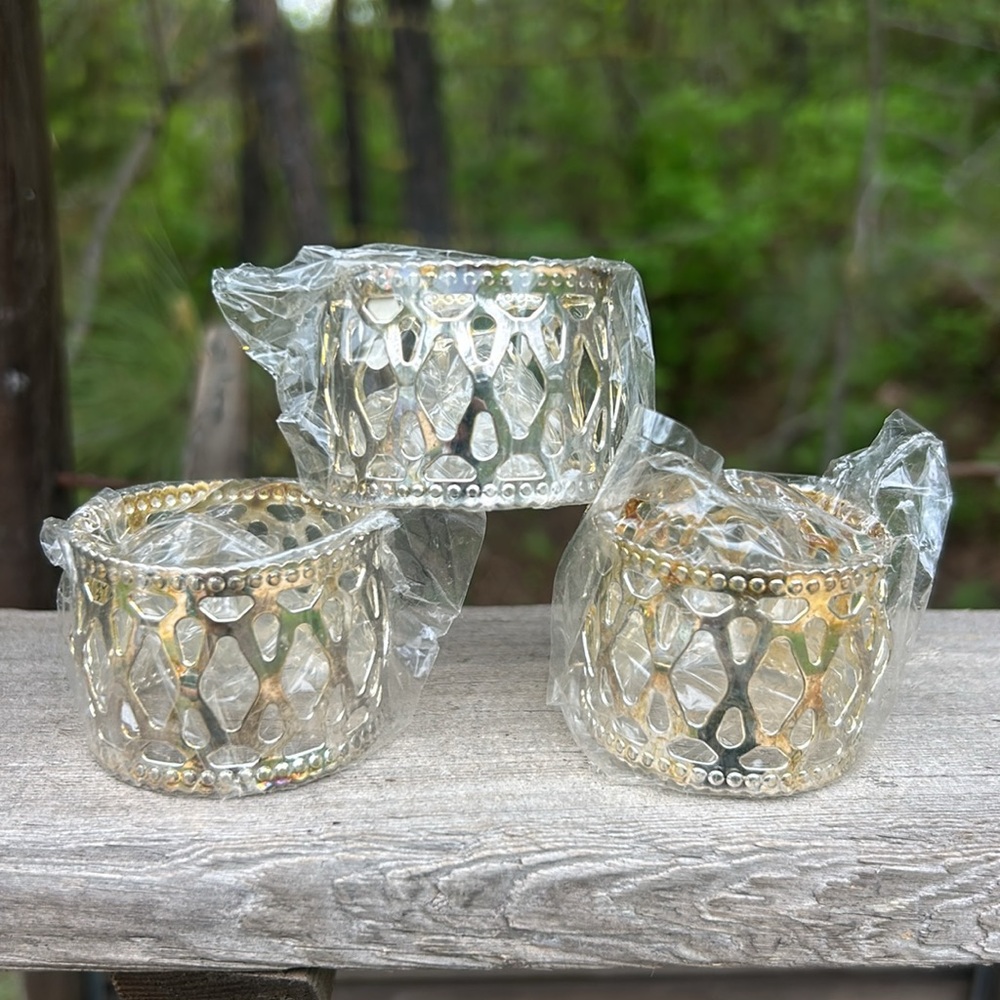 Vintage silver plated gold toned  Napkin Rings Set - Picture 6 of 7